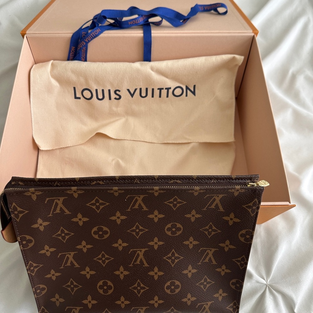 Authentic Louis Vuitton Poche Toilette bag